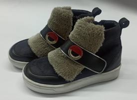Double-Velcro Winter Boot